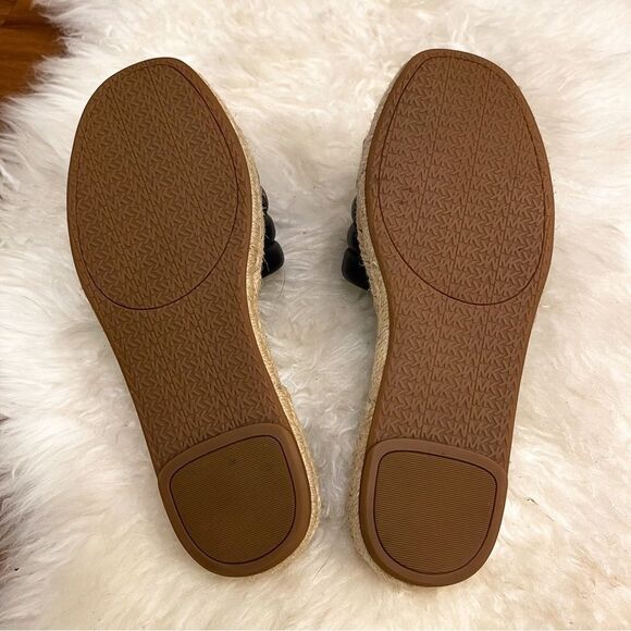 🍋 MICHAEL MICHAEL KORS • Women’s Royce Quilted Leather Slide Sandal Size 6 - Picture 6 of 8